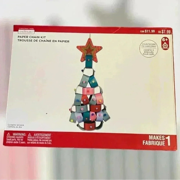 Creatology Christmas crafts felt tree, peace banner, and paper chains #Crafts - Picture 3 of 5